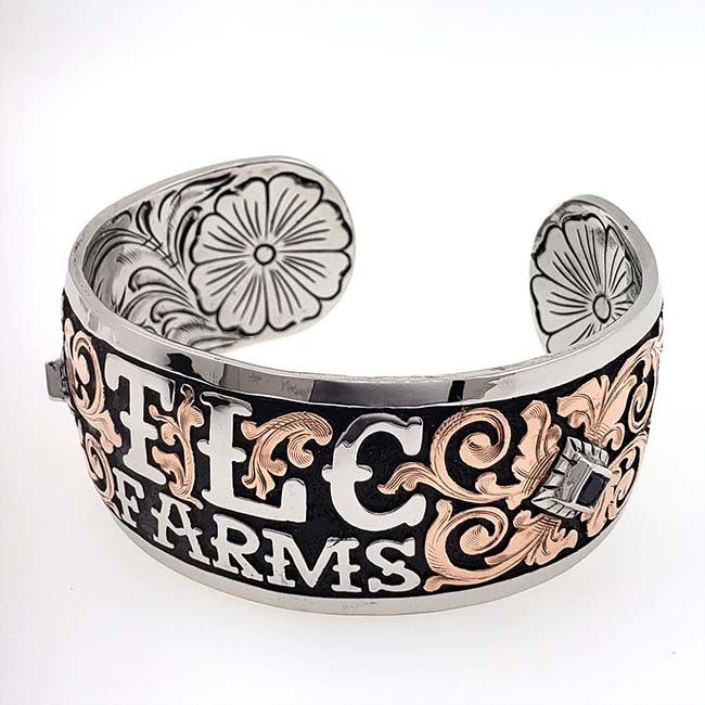 Johnny Western Cuff Bracelet- Add a Rugged touch to any western outfit with  our 'Johnn