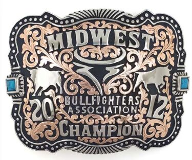 Rectangular Saddle Crest Beaded Edge with Two Stone Accents